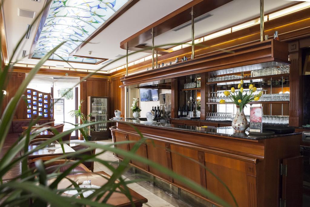 Hotel Villa Venezia กราโด ภายนอก รูปภาพ